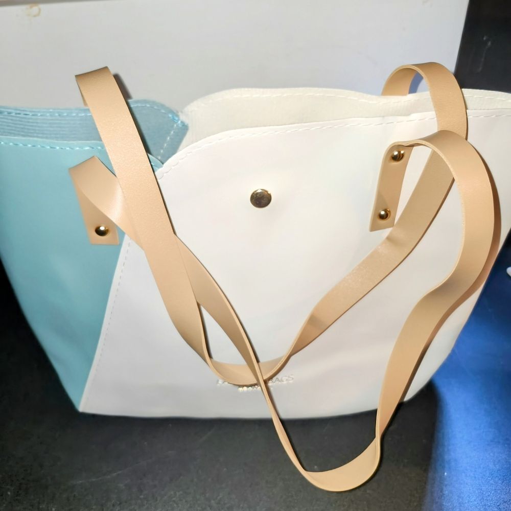 Chic White and Blue Tote Bags with Structured Design